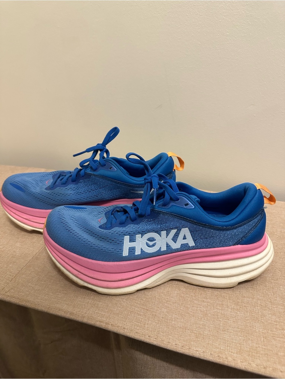 HOKA Women's Bondi 8